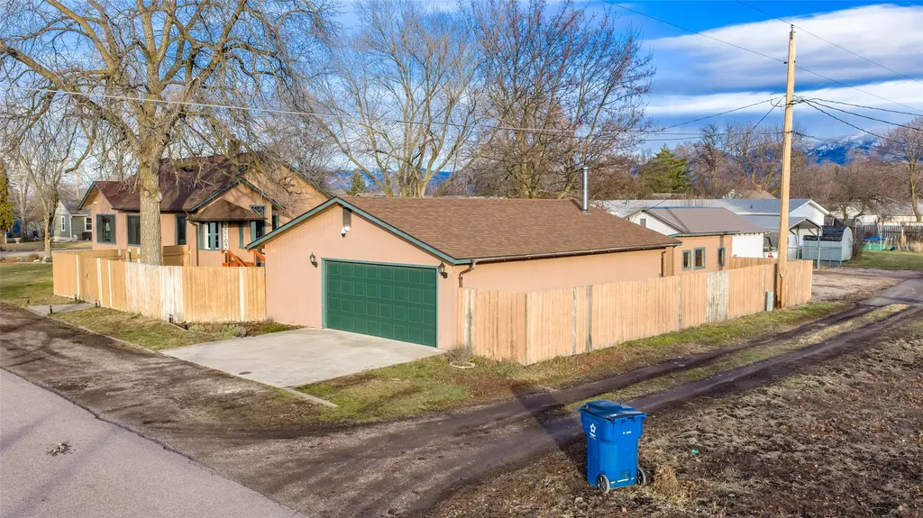 602 5th Avenue E Polson MT 59860