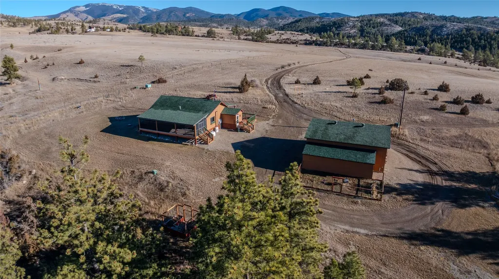5810 Favorite Gulch Road Helena MT 59602