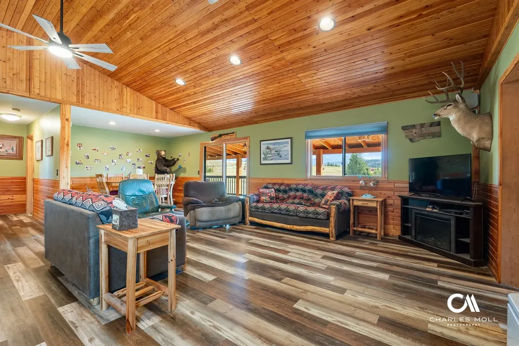 5810 Favorite Gulch Road Helena MT 59602