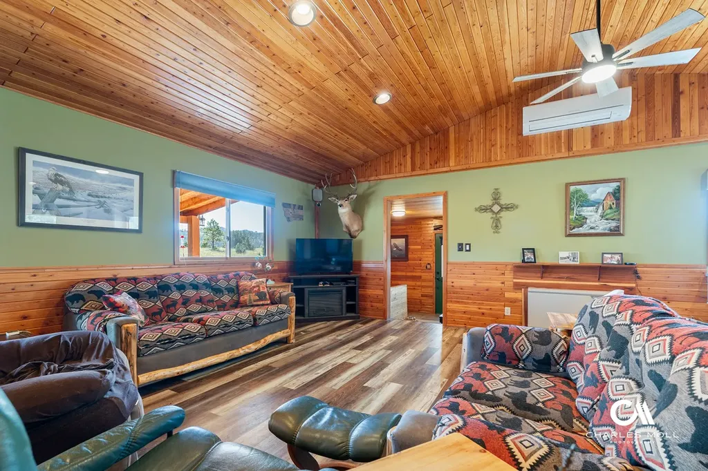 5810 Favorite Gulch Road Helena MT 59602