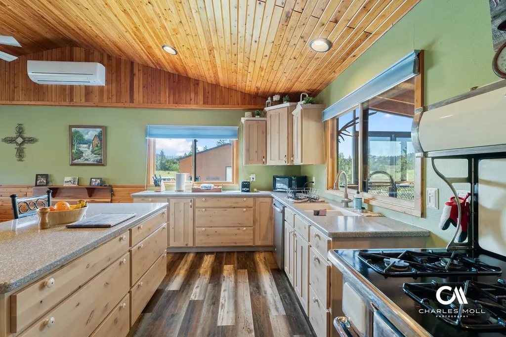 5810 Favorite Gulch Road Helena MT 59602