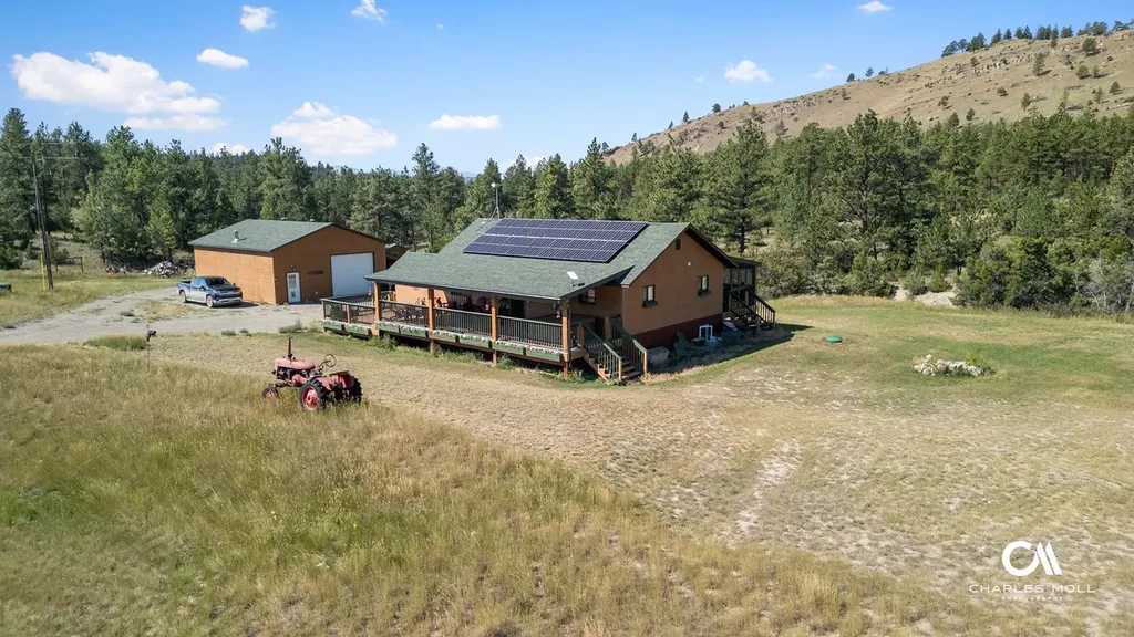 5810 Favorite Gulch Road Helena MT 59602