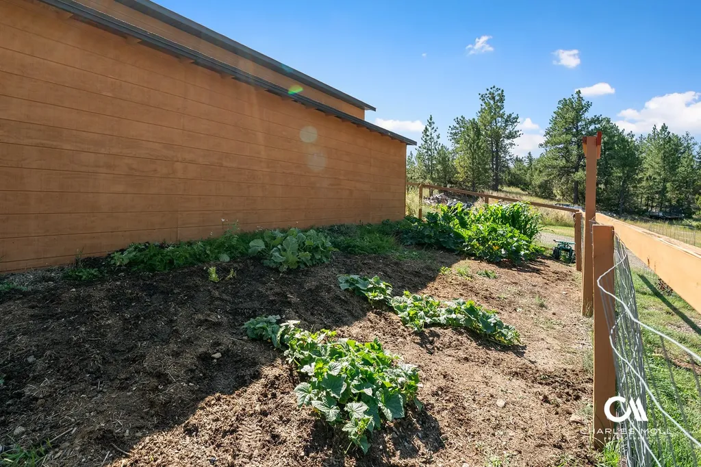 5810 Favorite Gulch Road Helena MT 59602