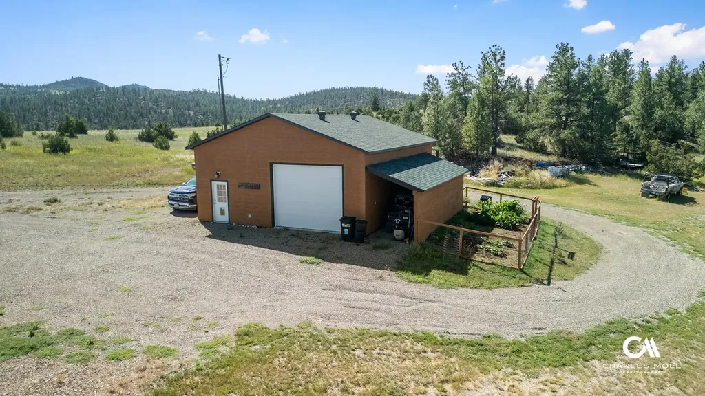 5810 Favorite Gulch Road Helena MT 59602