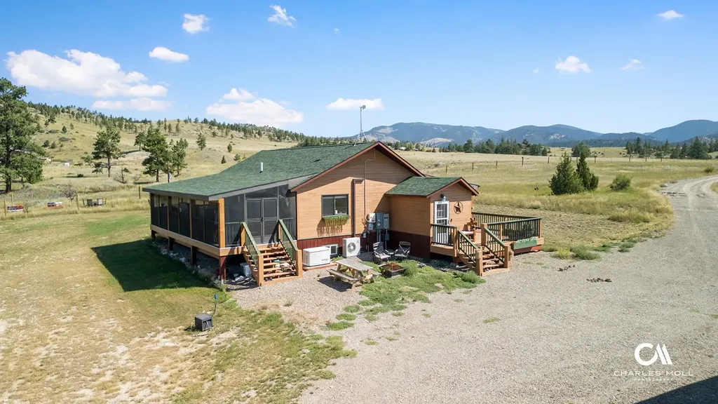 5810 Favorite Gulch Road Helena MT 59602
