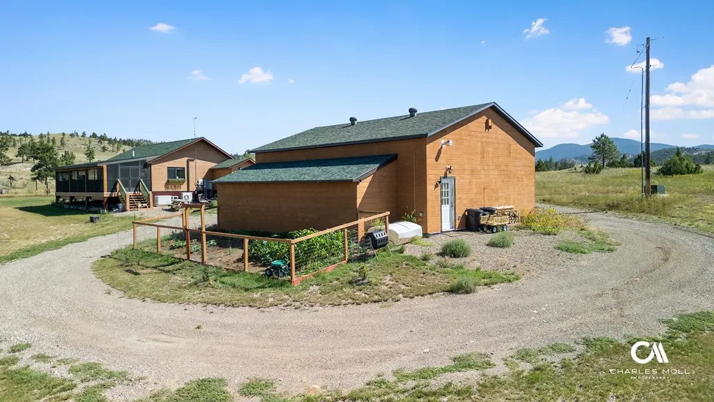 5810 Favorite Gulch Road Helena MT 59602