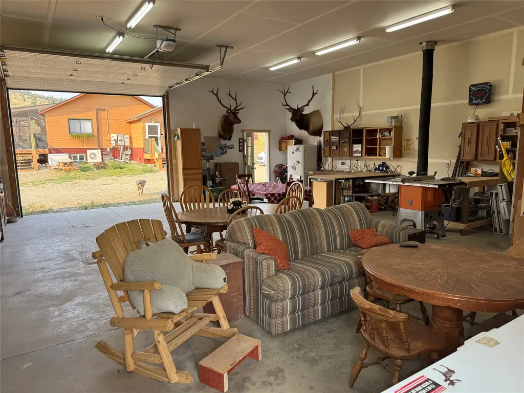5810 Favorite Gulch Road Helena MT 59602