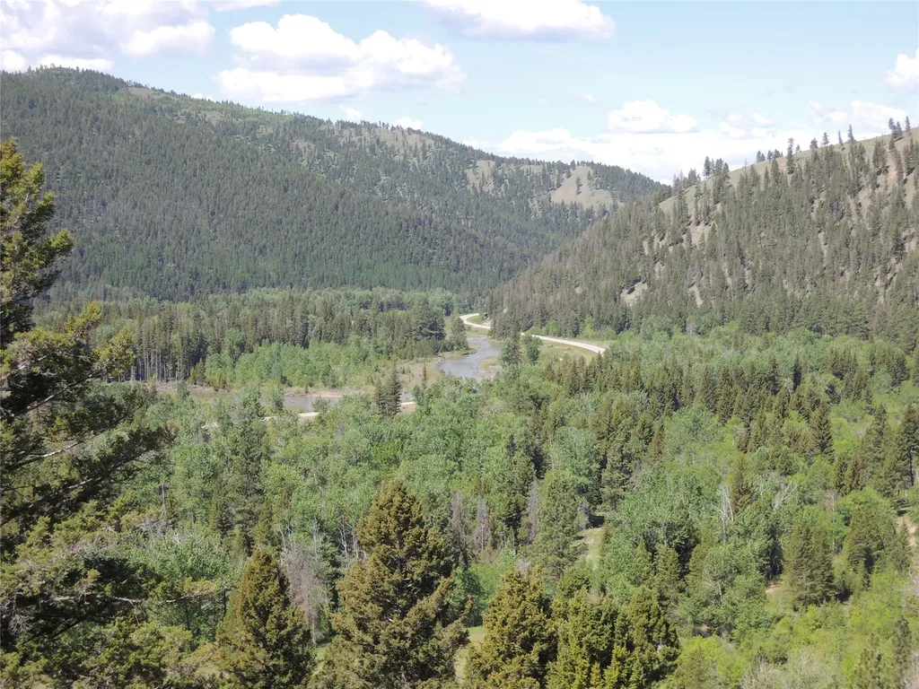No Known 2 Bear Springs Road Lincoln MT 59639