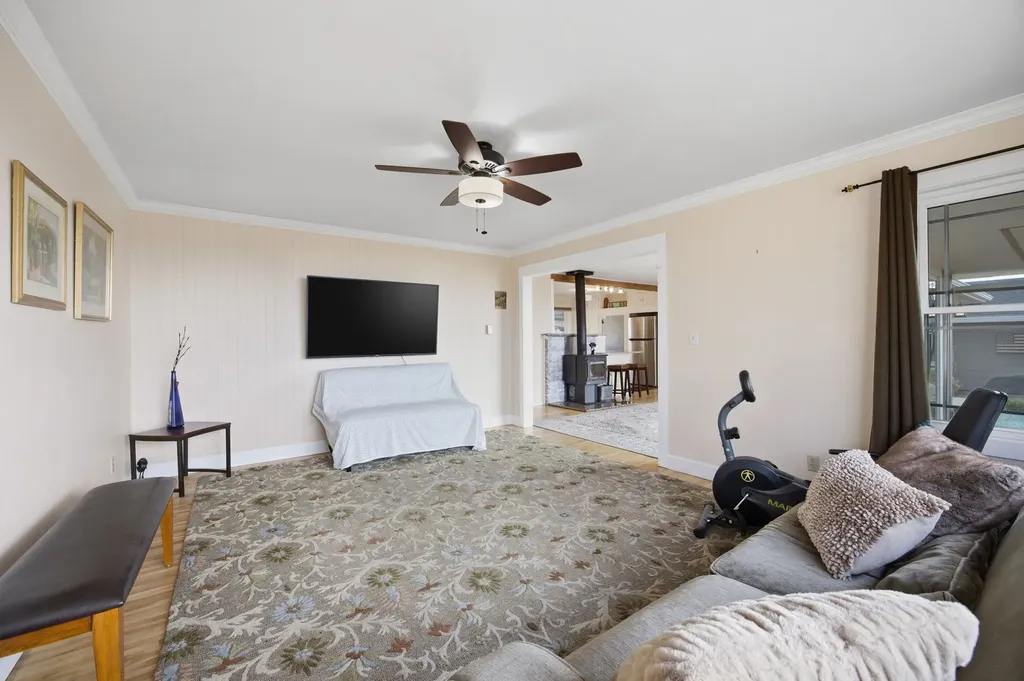 1948 Mountain View Orchard Road Corvallis MT 59828