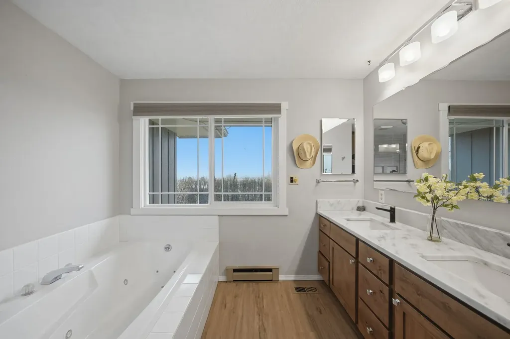 1948 Mountain View Orchard Road Corvallis MT 59828