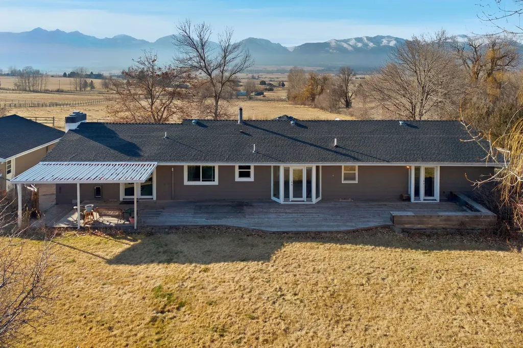 1948 Mountain View Orchard Road Corvallis MT 59828