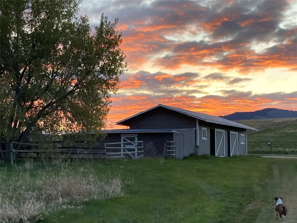 1948 Mountain View Orchard Road Corvallis MT 59828