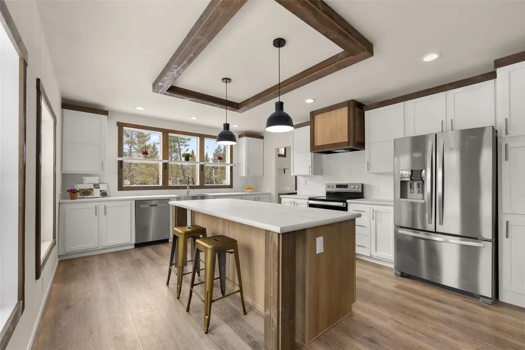 20 Starling Drive Eureka MT 59917