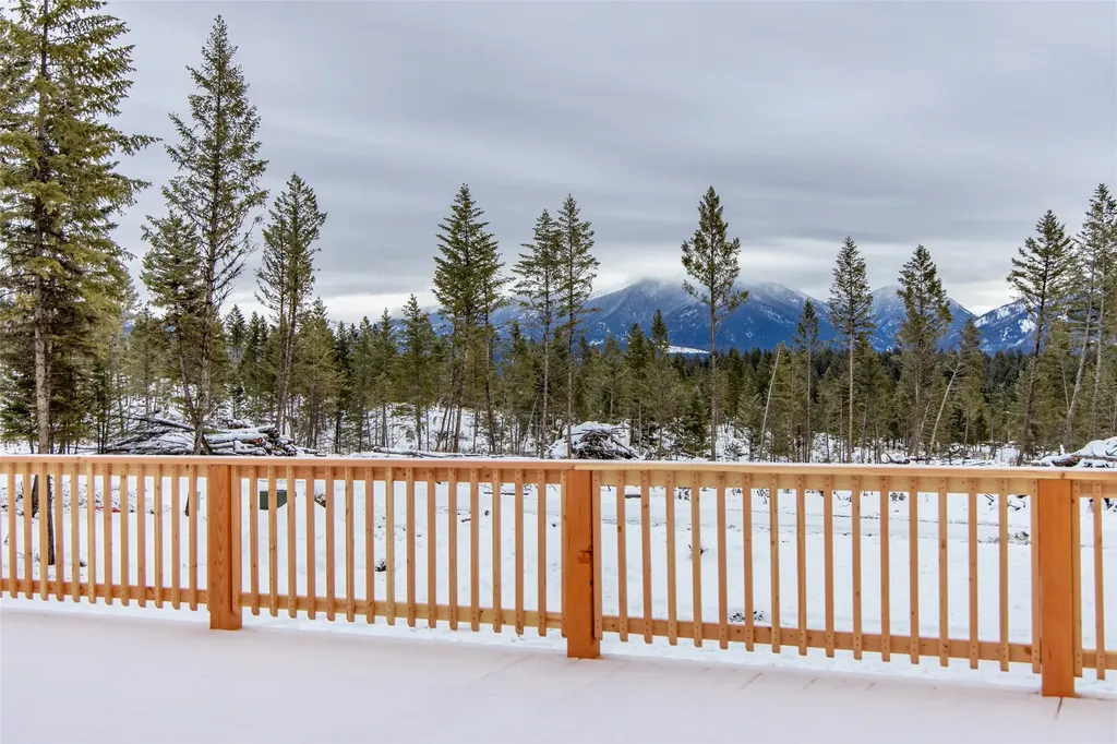 20 Starling Drive Eureka MT 59917
