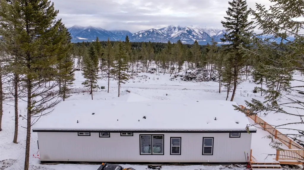20 Starling Drive Eureka MT 59917
