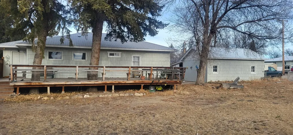 509 Michigan Street Conrad MT 59425