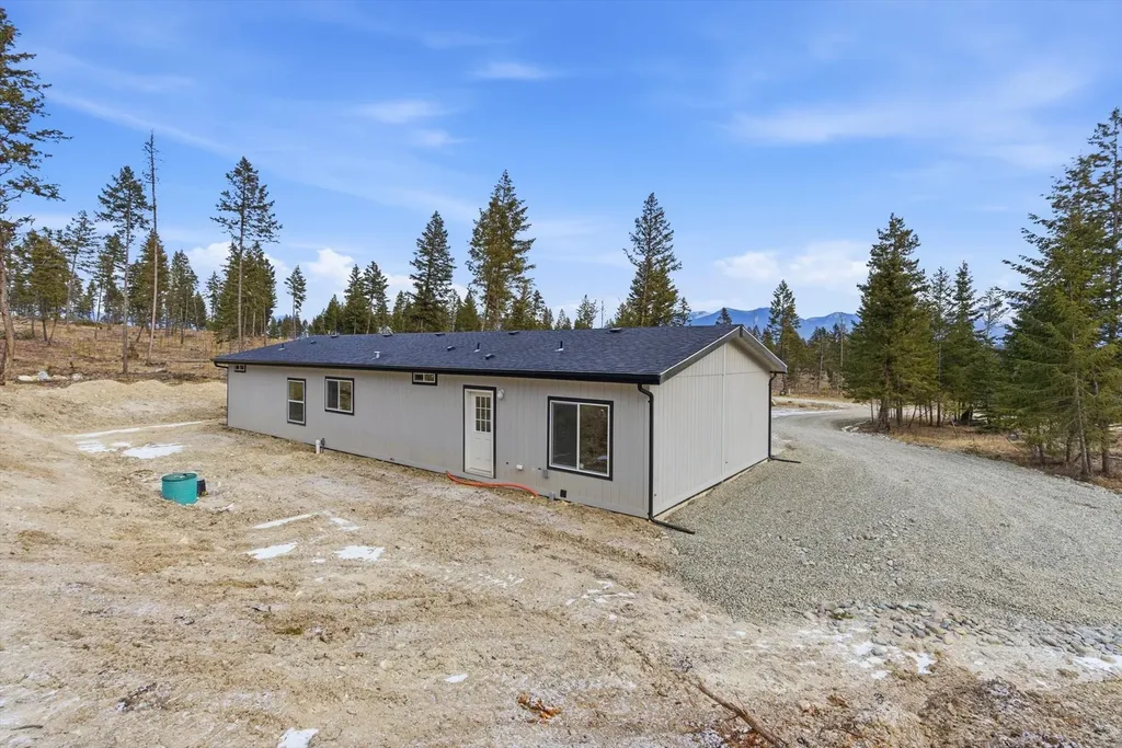 401 Osprey Loop Eureka MT 59917