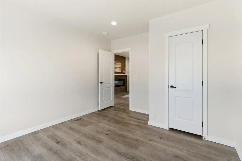 17 Starling Drive Eureka MT 59917