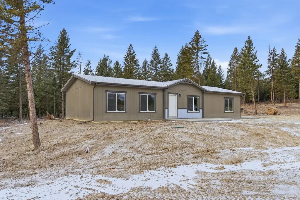 17 Starling Drive Eureka MT 59917
