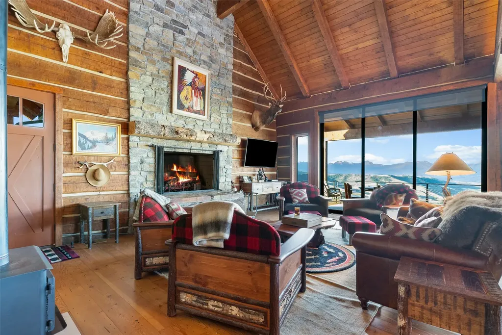 1789 Skalkaho Highway Hamilton MT 59840