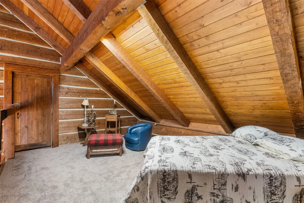1789 Skalkaho Highway Hamilton MT 59840