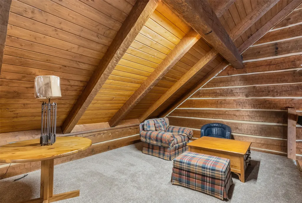 1789 Skalkaho Highway Hamilton MT 59840