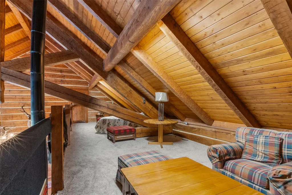 1789 Skalkaho Highway Hamilton MT 59840