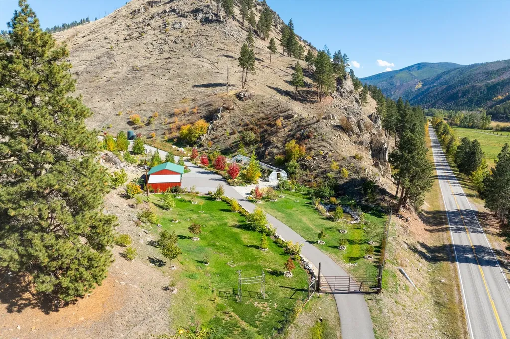 1789 Skalkaho Highway Hamilton MT 59840
