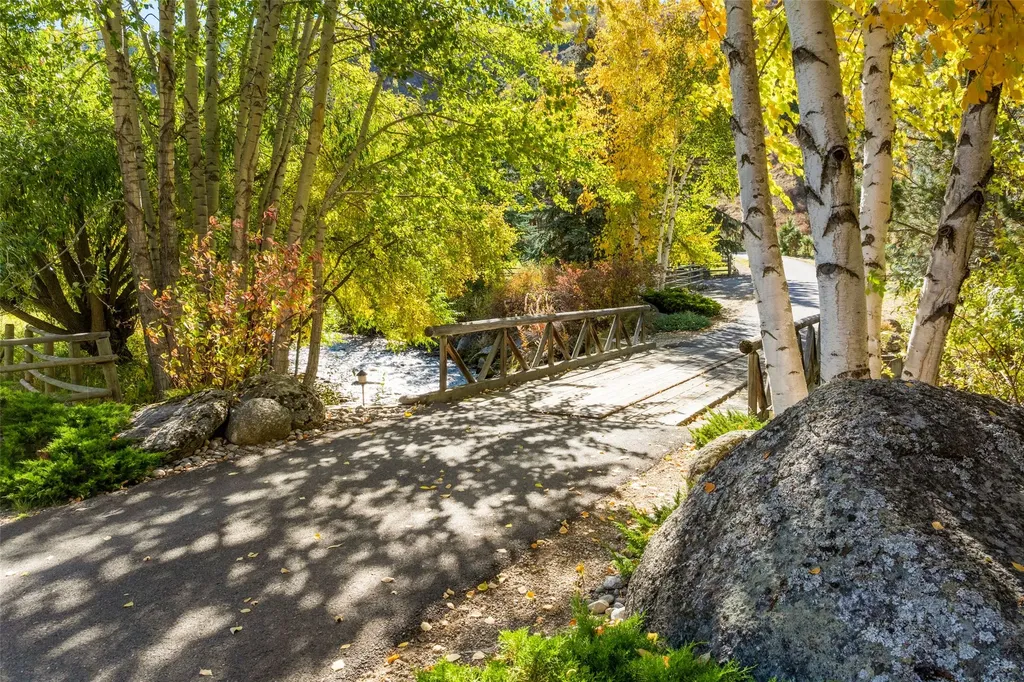 1789 Skalkaho Highway Hamilton MT 59840