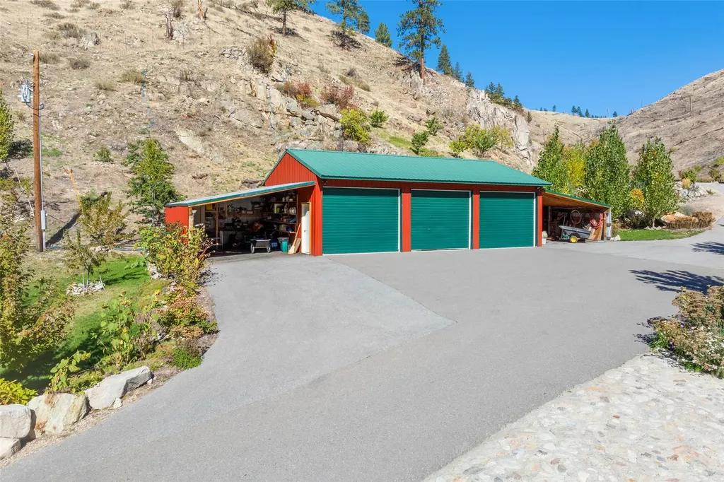 1789 Skalkaho Highway Hamilton MT 59840