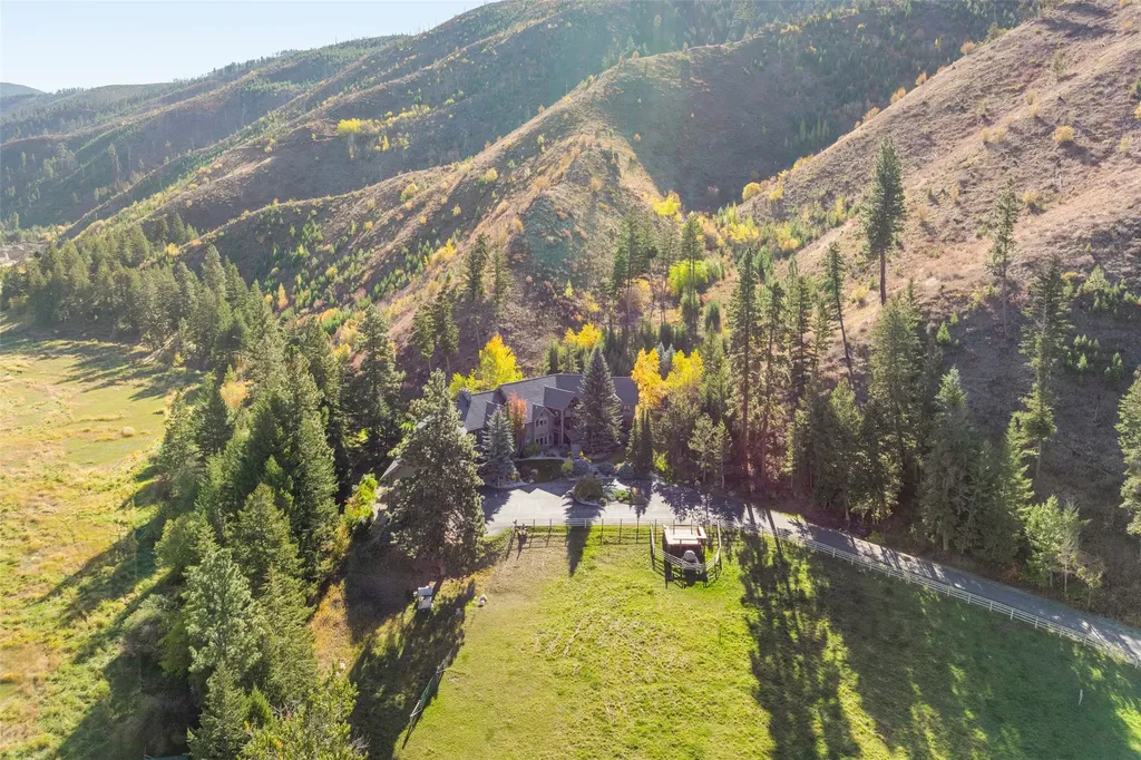 1789 Skalkaho Highway Hamilton MT 59840