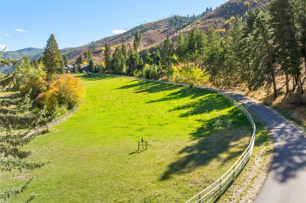 1789 Skalkaho Highway Hamilton MT 59840