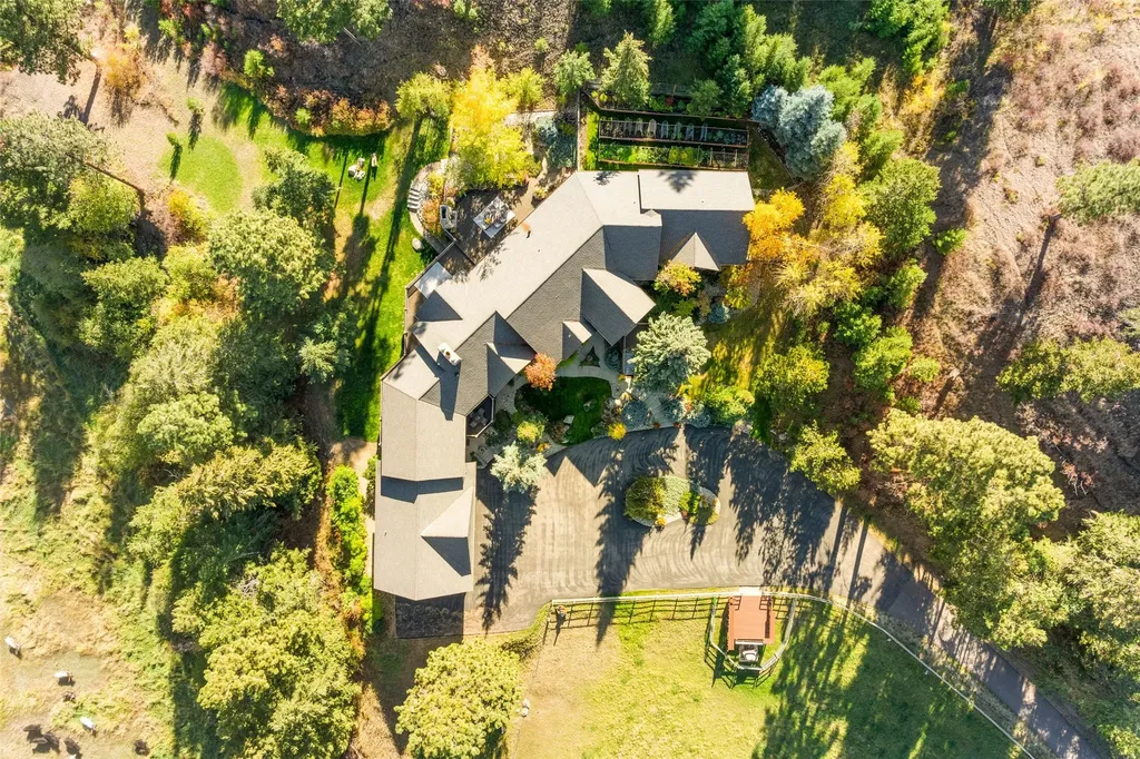 1789 Skalkaho Highway Hamilton MT 59840