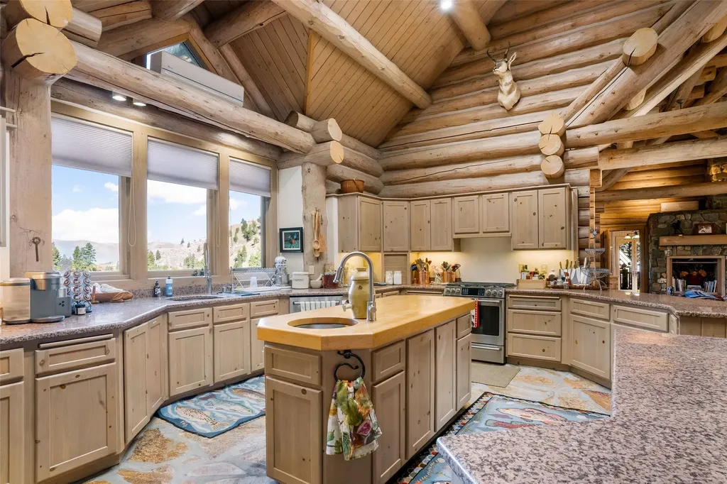 1789 Skalkaho Highway Hamilton MT 59840