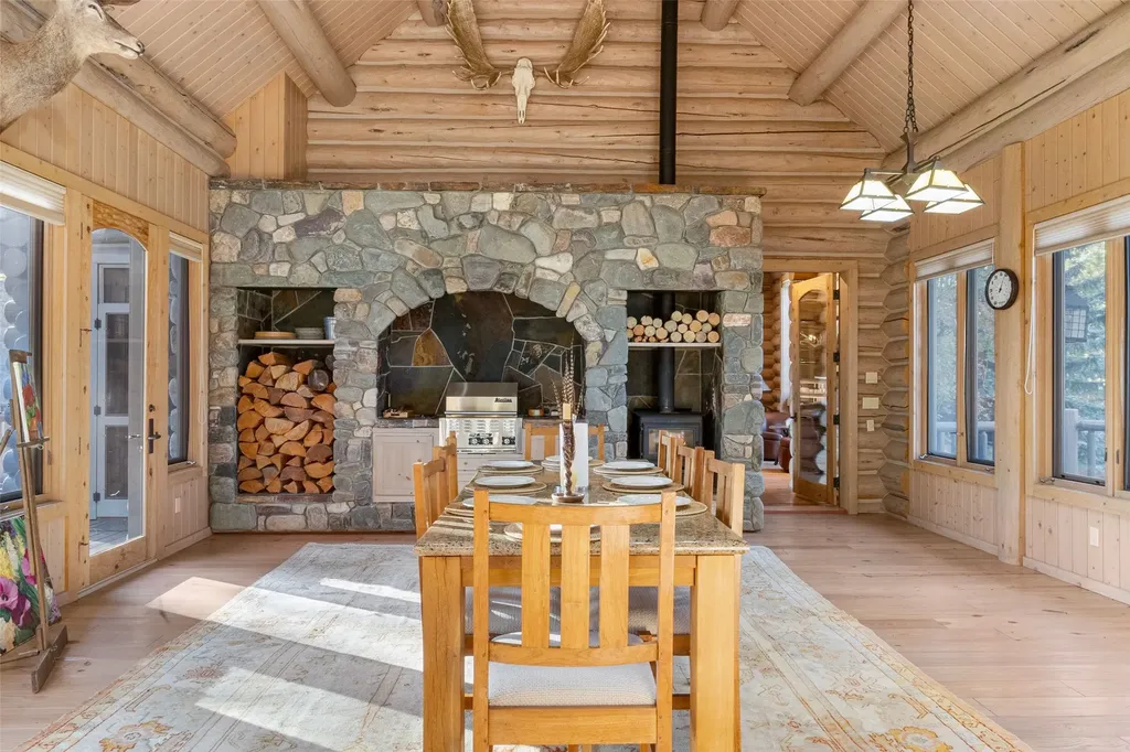 1789 Skalkaho Highway Hamilton MT 59840