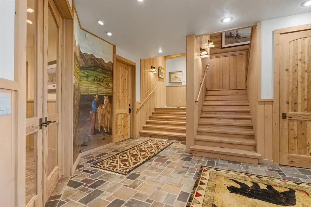 1789 Skalkaho Highway Hamilton MT 59840