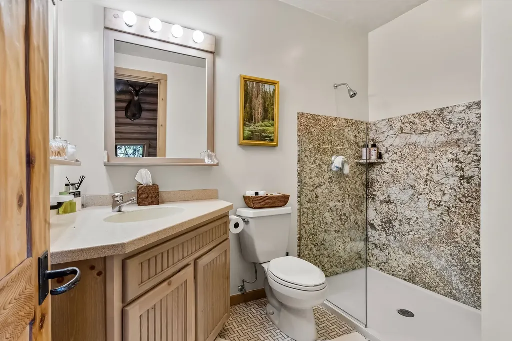 1789 Skalkaho Highway Hamilton MT 59840