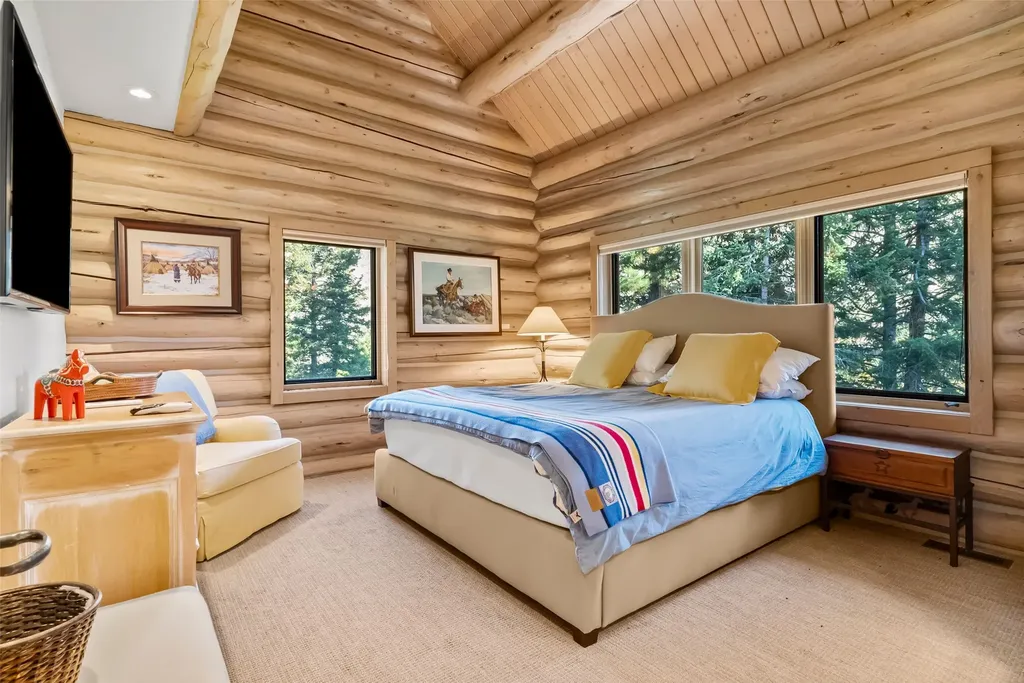1789 Skalkaho Highway Hamilton MT 59840