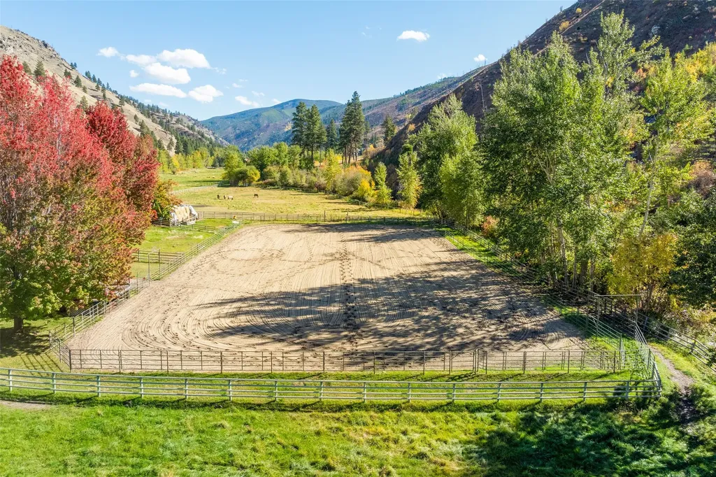 1789 Skalkaho Highway Hamilton MT 59840