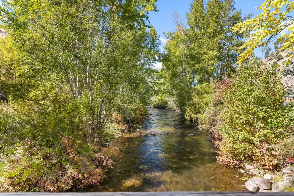 1789 Skalkaho Highway Hamilton MT 59840