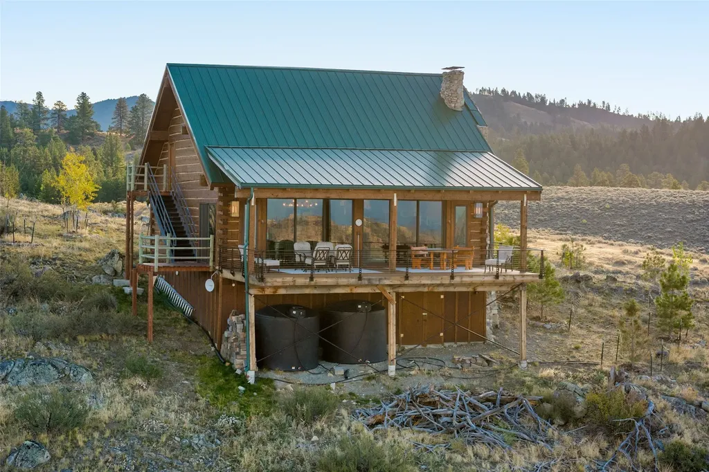 1789 Skalkaho Highway Hamilton MT 59840