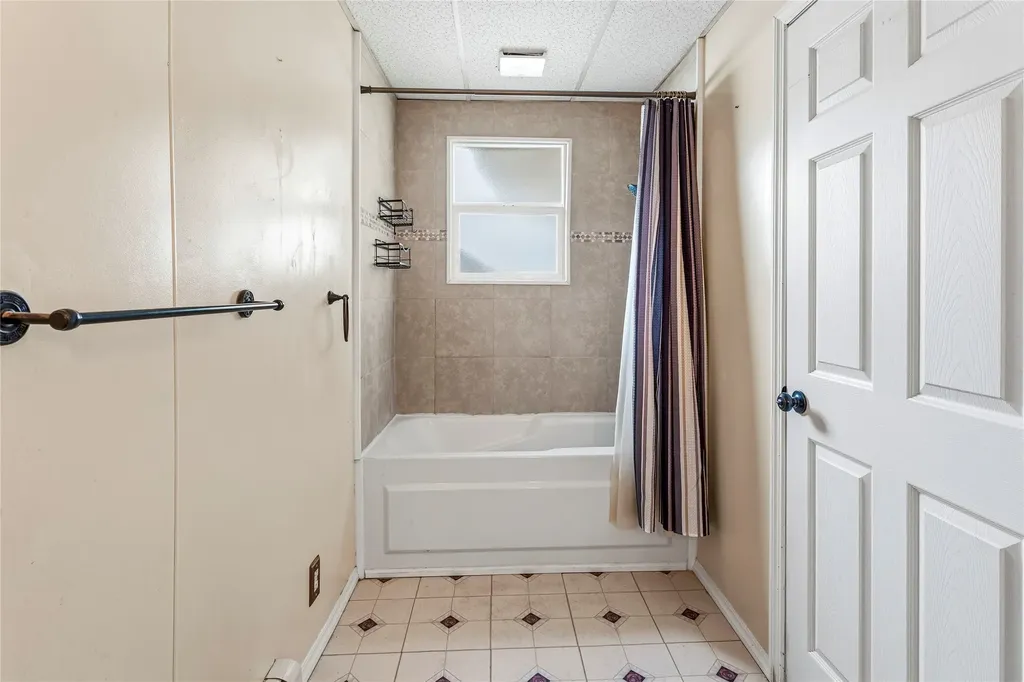 1810 Thornton Avenue Butte MT 59701