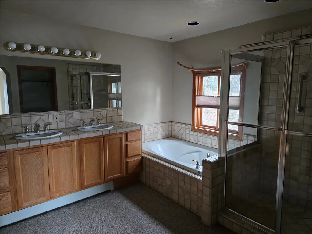 196 Garrison Drive Eureka MT 59917