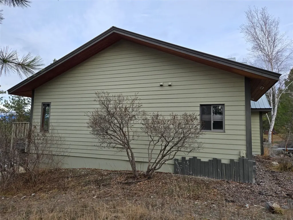 196 Garrison Drive Eureka MT 59917