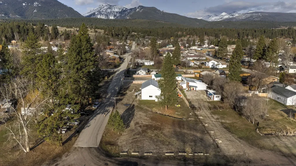 308 E Tanner Avenue Darby MT 59829