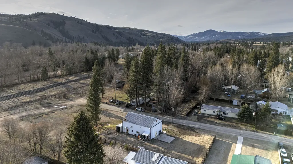 308 E Tanner Avenue Darby MT 59829