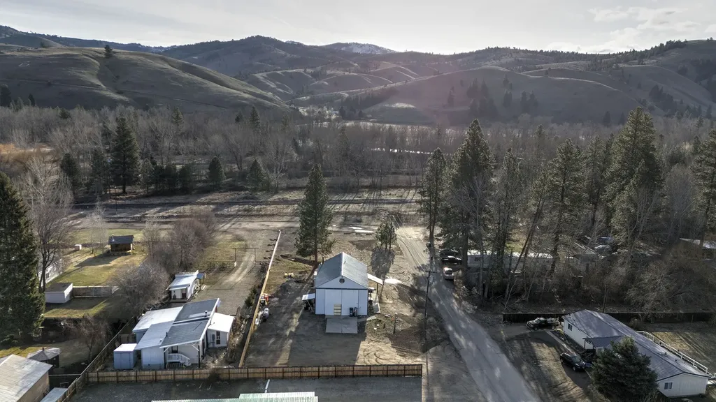 308 E Tanner Avenue Darby MT 59829