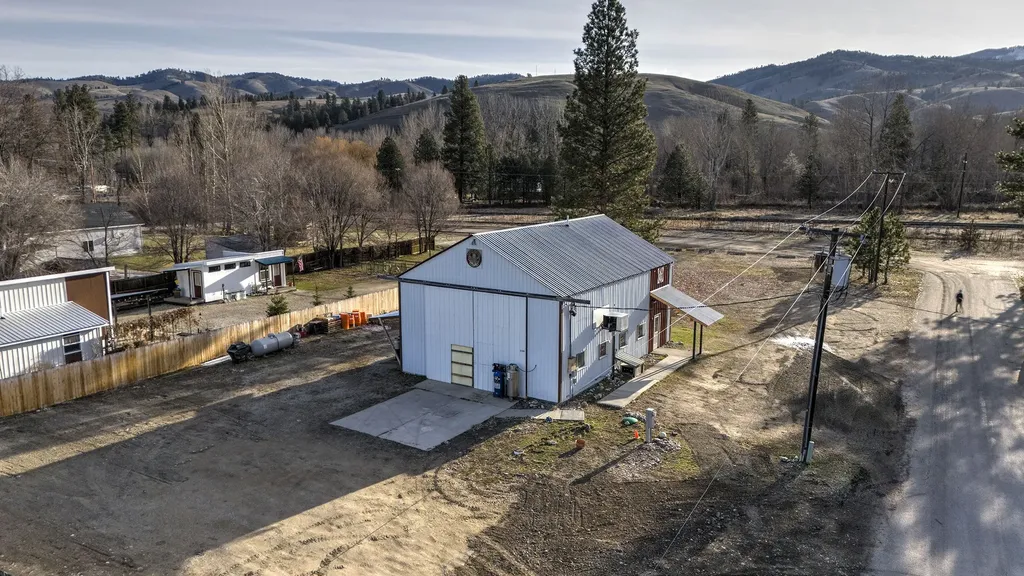 308 E Tanner Avenue Darby MT 59829