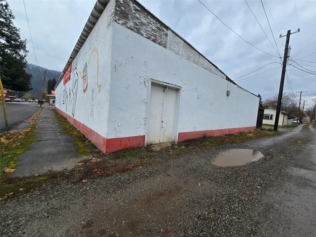 202 E Kootenai Avenue Troy MT 59935