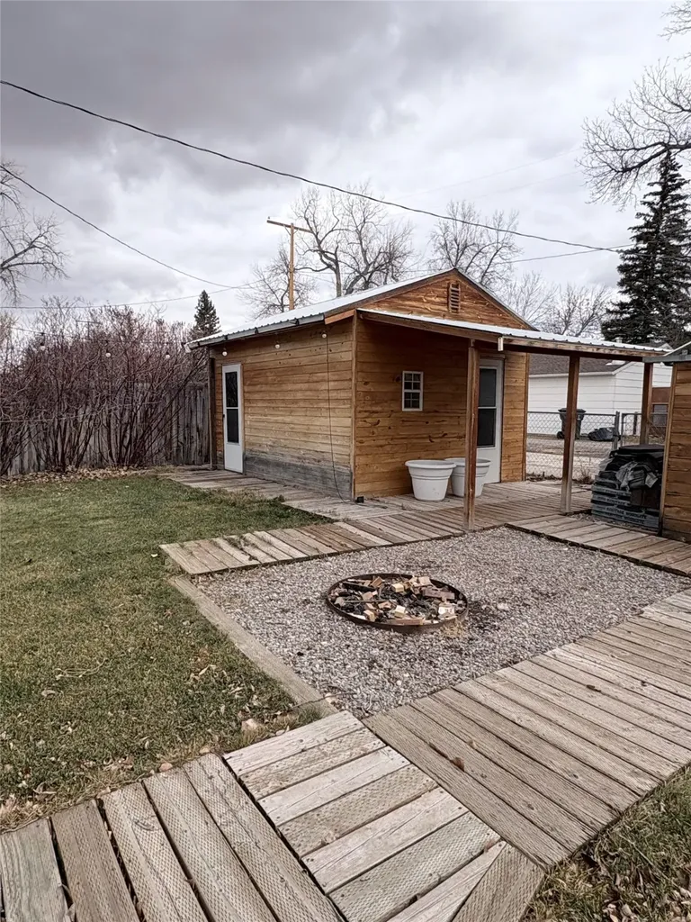 105 3rd Avenue SW Choteau MT 59422